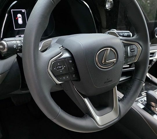 Білий Лексус РХ, об'ємом двигуна 2.4 л та пробігом 10 тис. км за 67500 $, фото 11 на Automoto.ua