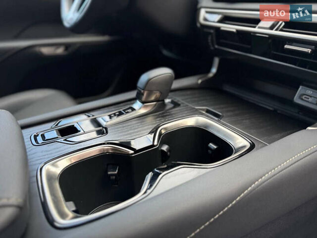 Білий Лексус РХ, об'ємом двигуна 2.4 л та пробігом 6 тис. км за 57500 $, фото 32 на Automoto.ua