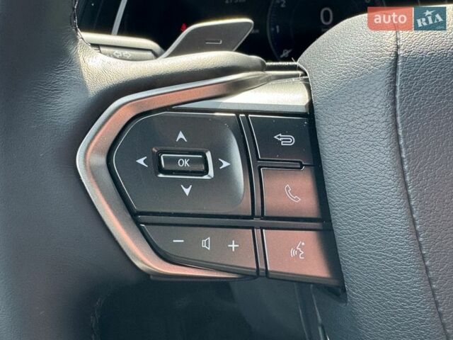 Белый Лексус РХ, объемом двигателя 2.5 л и пробегом 5 тыс. км за 86900 $, фото 35 на Automoto.ua