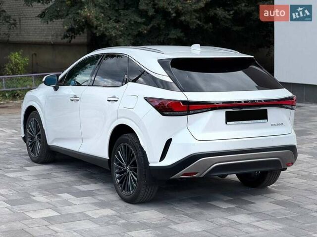 Белый Лексус РХ, объемом двигателя 2.4 л и пробегом 5 тыс. км за 64000 $, фото 10 на Automoto.ua
