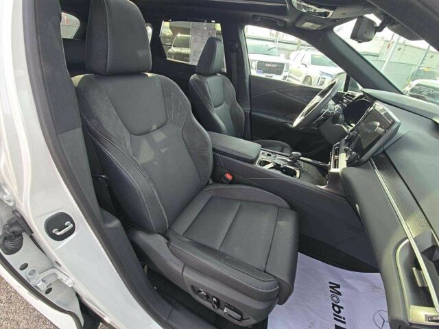 Білий Лексус РХ, об'ємом двигуна 0 л та пробігом 4 тис. км за 30500 $, фото 5 на Automoto.ua