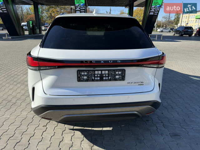Белый Лексус РХ, объемом двигателя 2.5 л и пробегом 24 тыс. км за 59900 $, фото 4 на Automoto.ua