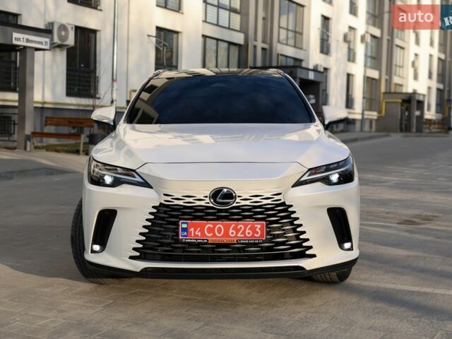 Белый Лексус РХ, объемом двигателя 2.5 л и пробегом 20 тыс. км за 69000 $, фото 10 на Automoto.ua
