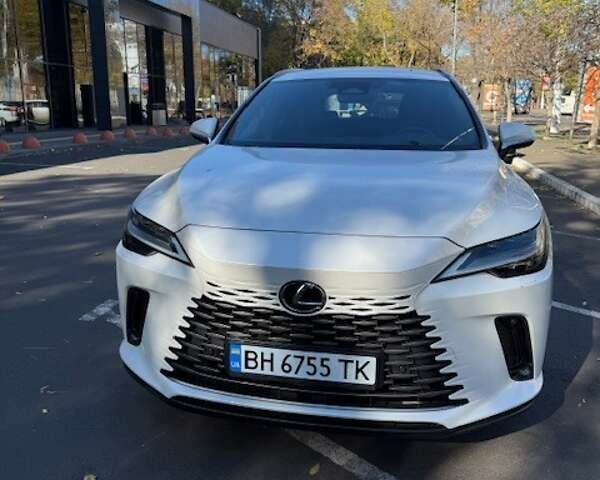 Лексус РХ 2024 в Одессе на Automoto.ua Белый Лексус РХ, объемом двигателя 2.39 л и пробегом 1 тыс. км за 72500 $, фото 7 на Automoto.ua