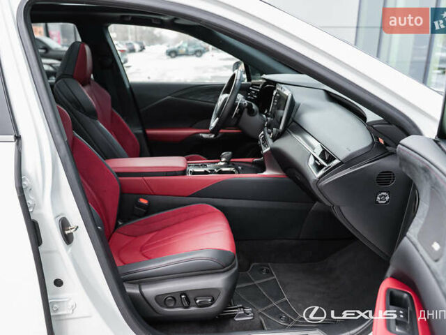 Білий Лексус РХ, об'ємом двигуна 2.4 л та пробігом 43 тис. км за 88000 $, фото 30 на Automoto.ua
