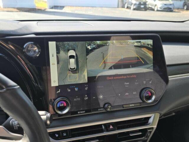 Белый Лексус РХ, объемом двигателя 2.5 л и пробегом 11 тыс. км за 41000 $, фото 14 на Automoto.ua