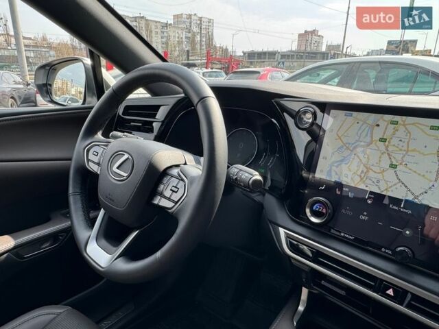 Белый Лексус РХ, объемом двигателя 2.5 л и пробегом 5 тыс. км за 86900 $, фото 38 на Automoto.ua