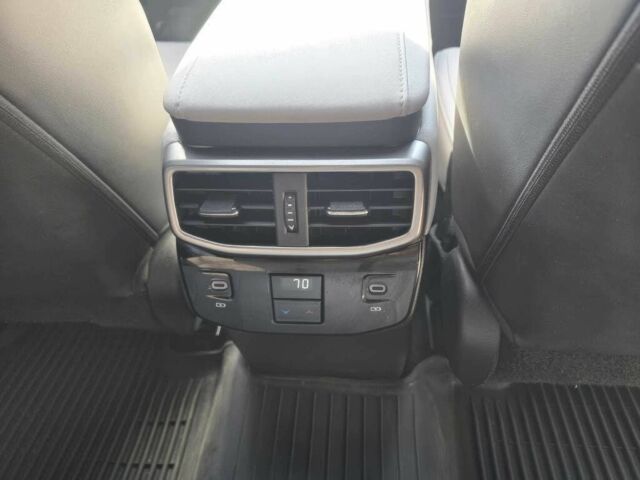 Білий Лексус РХ, об'ємом двигуна 2.5 л та пробігом 11 тис. км за 41000 $, фото 16 на Automoto.ua