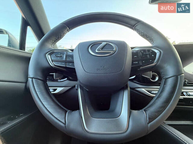 Білий Лексус РХ, об'ємом двигуна 2.4 л та пробігом 6 тис. км за 57500 $, фото 19 на Automoto.ua