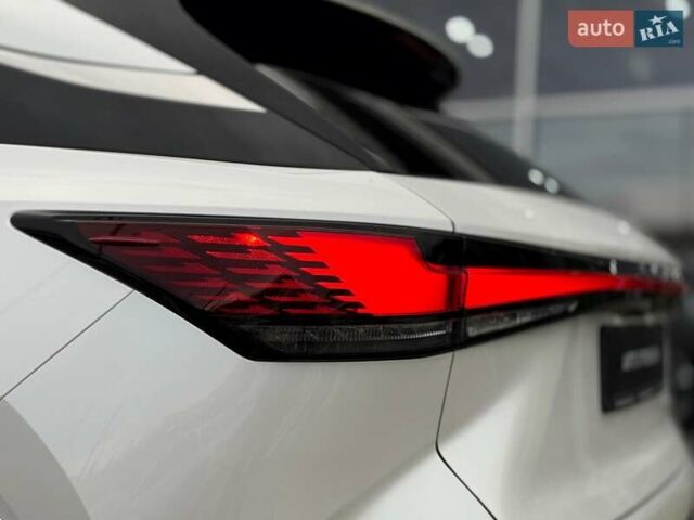 Белый Лексус РХ, объемом двигателя 2.4 л и пробегом 6 тыс. км за 63000 $, фото 8 на Automoto.ua