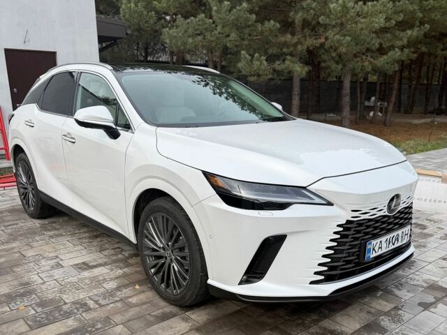 Білий Лексус РХ, об'ємом двигуна 2.4 л та пробігом 45 тис. км за 65000 $, фото 6 на Automoto.ua