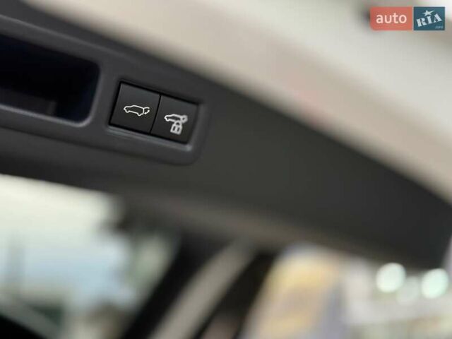 Белый Лексус РХ, объемом двигателя 2.4 л и пробегом 6 тыс. км за 63000 $, фото 11 на Automoto.ua