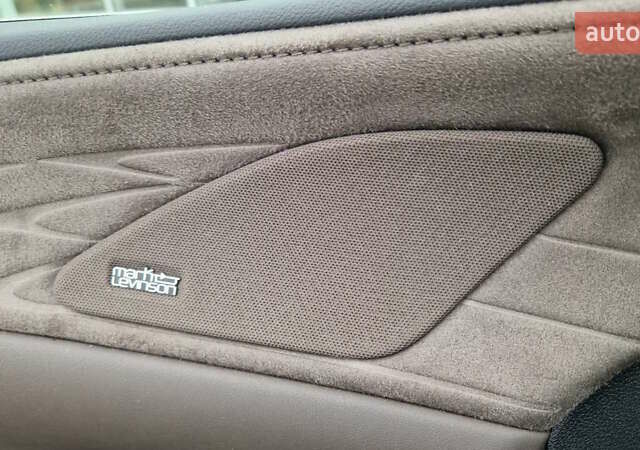 Белый Лексус РХ, объемом двигателя 2.5 л и пробегом 17 тыс. км за 81986 $, фото 13 на Automoto.ua