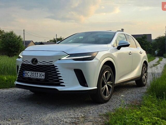 Білий Лексус РХ, об'ємом двигуна 2.4 л та пробігом 10 тис. км за 67500 $, фото 1 на Automoto.ua