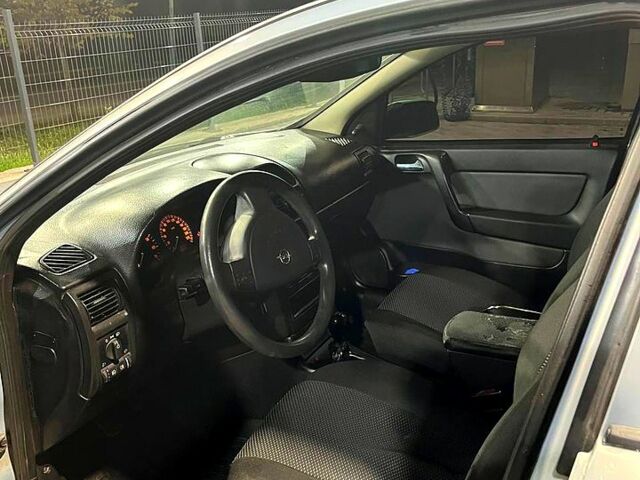 Білий Лексус РХ, об'ємом двигуна 2.5 л та пробігом 4 тис. км за 93000 $, фото 4 на Automoto.ua