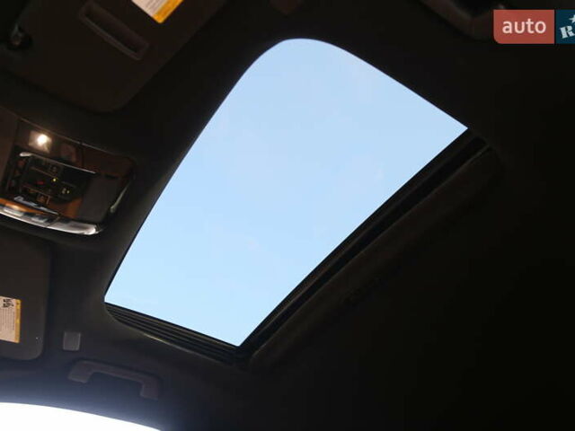 Белый Лексус РХ, объемом двигателя 2.5 л и пробегом 1 тыс. км за 77000 $, фото 9 на Automoto.ua