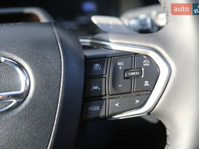 Белый Лексус РХ, объемом двигателя 2.5 л и пробегом 1 тыс. км за 77000 $, фото 17 на Automoto.ua