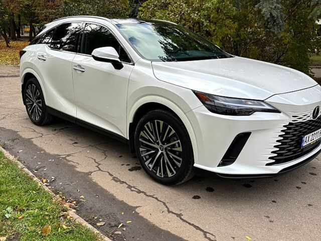 Білий Лексус РХ, об'ємом двигуна 2.5 л та пробігом 4 тис. км за 93000 $, фото 3 на Automoto.ua