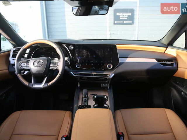 Белый Лексус РХ, объемом двигателя 2.5 л и пробегом 1 тыс. км за 77000 $, фото 14 на Automoto.ua