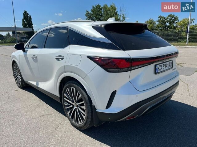 Білий Лексус РХ, об'ємом двигуна 2.39 л та пробігом 23 тис. км за 72000 $, фото 7 на Automoto.ua