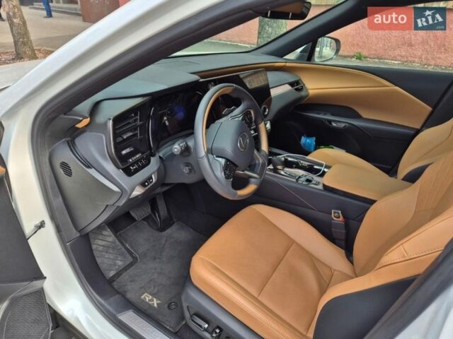 Білий Лексус РХ, об'ємом двигуна 2.49 л та пробігом 12 тис. км за 79999 $, фото 3 на Automoto.ua