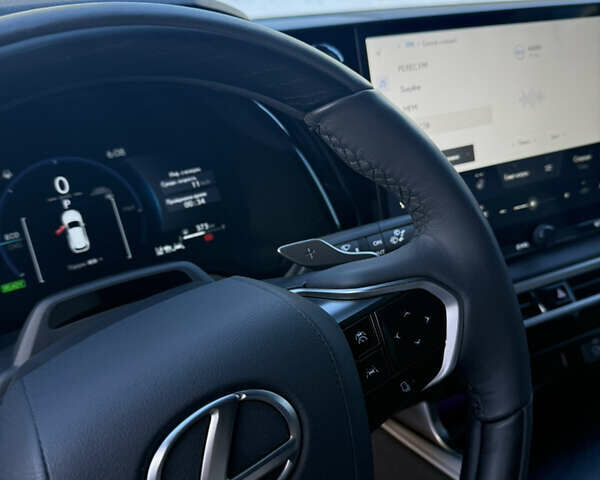 Белый Лексус РХ, объемом двигателя 2.5 л и пробегом 7 тыс. км за 77000 $, фото 13 на Automoto.ua