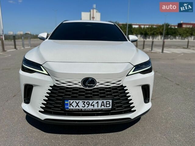 Білий Лексус РХ, об'ємом двигуна 2.39 л та пробігом 23 тис. км за 72000 $, фото 1 на Automoto.ua