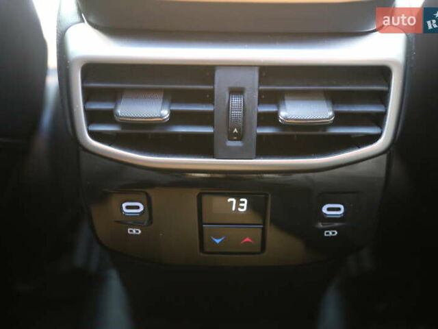 Белый Лексус РХ, объемом двигателя 2.5 л и пробегом 1 тыс. км за 77000 $, фото 11 на Automoto.ua