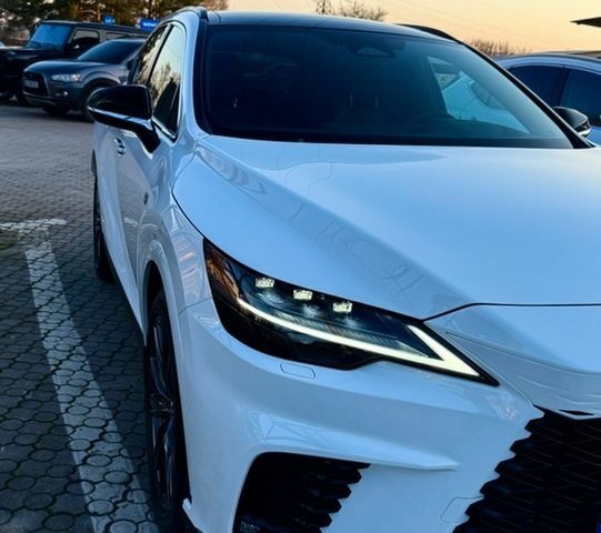Білий Лексус РХ, об'ємом двигуна 2.39 л та пробігом 6 тис. км за 85000 $, фото 5 на Automoto.ua
