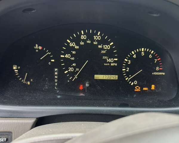 Бежевый Лексус РХ, объемом двигателя 0 л и пробегом 274 тыс. км за 5300 $, фото 17 на Automoto.ua