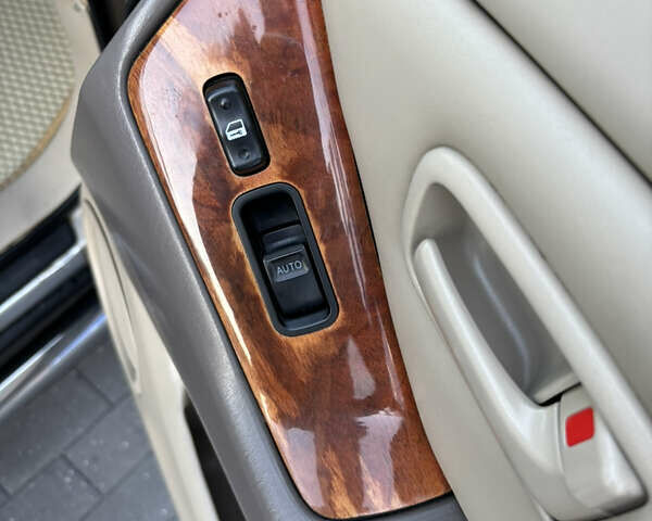 Бежевий Лексус РХ, об'ємом двигуна 3 л та пробігом 327 тис. км за 5700 $, фото 30 на Automoto.ua