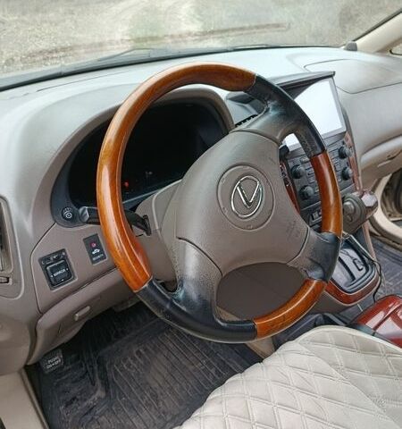 Бежевый Лексус РХ, объемом двигателя 3 л и пробегом 270 тыс. км за 5999 $, фото 15 на Automoto.ua