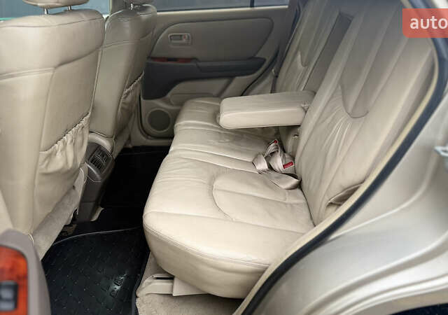 Бежевый Лексус РХ, объемом двигателя 3 л и пробегом 199 тыс. км за 6150 $, фото 28 на Automoto.ua