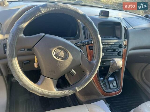 Бежевий Лексус РХ, об'ємом двигуна 3 л та пробігом 286 тис. км за 6200 $, фото 7 на Automoto.ua