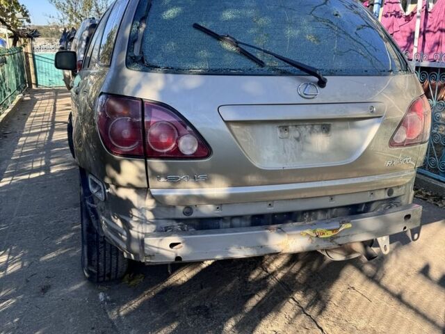 Лексус РХ 2000 в Белгород-Днестровском на Automoto.ua Бежевый Лексус РХ, объемом двигателя 3 л и пробегом 199 тыс. км за 1000 $, фото 2 на Automoto.ua