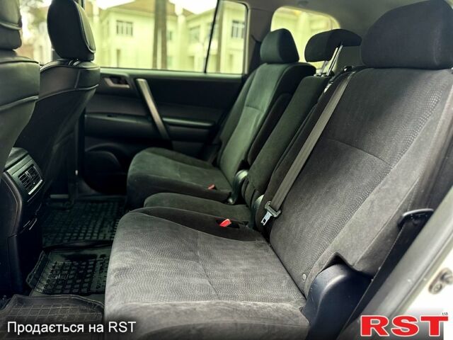 Бежевий Лексус РХ, об'ємом двигуна 3 л та пробігом 300 тис. км за 3900 $, фото 5 на Automoto.ua