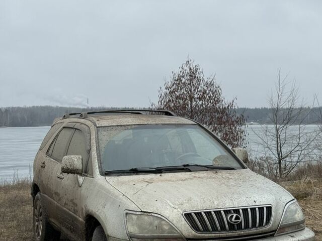Бежевый Лексус РХ, объемом двигателя 3 л и пробегом 305 тыс. км за 4400 $, фото 1 на Automoto.ua