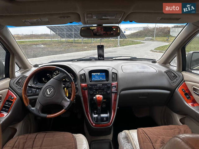 Бежевий Лексус РХ, об'ємом двигуна 3 л та пробігом 240 тис. км за 6700 $, фото 13 на Automoto.ua