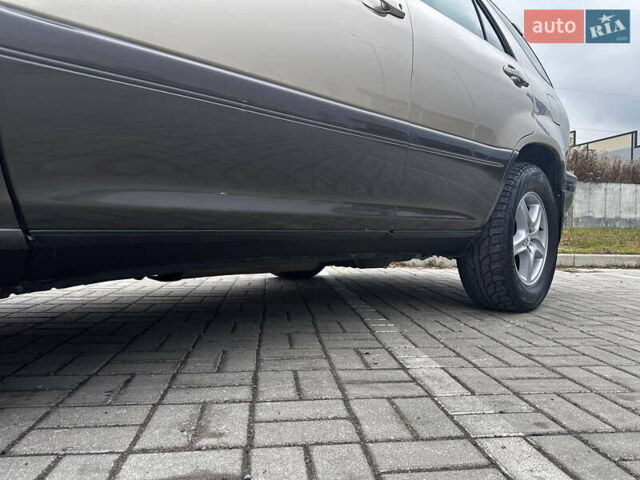 Бежевий Лексус РХ, об'ємом двигуна 3 л та пробігом 240 тис. км за 6700 $, фото 18 на Automoto.ua