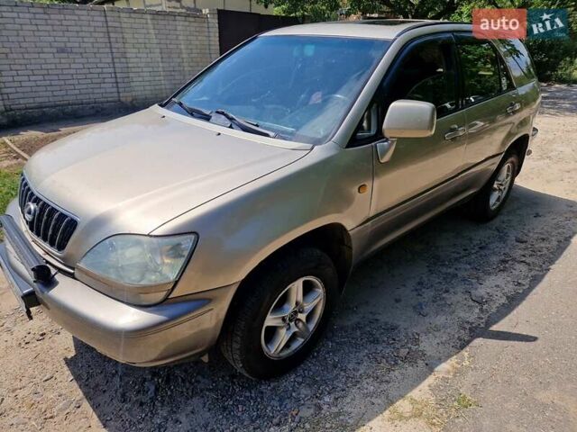 Бежевый Лексус РХ, объемом двигателя 3 л и пробегом 345 тыс. км за 5500 $, фото 13 на Automoto.ua