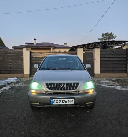 Бежевый Лексус РХ, объемом двигателя 3 л и пробегом 300 тыс. км за 4500 $, фото 3 на Automoto.ua