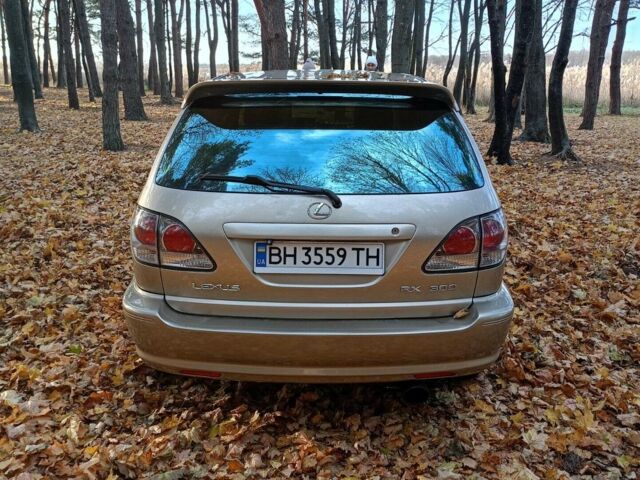Бежевый Лексус РХ, объемом двигателя 3 л и пробегом 300 тыс. км за 6200 $, фото 16 на Automoto.ua