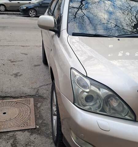 Бежевый Лексус РХ, объемом двигателя 3.31 л и пробегом 248 тыс. км за 9700 $, фото 5 на Automoto.ua