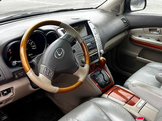 Бежевый Лексус РХ, объемом двигателя 3.3 л и пробегом 0 тыс. км за 10999 $, фото 2 на Automoto.ua