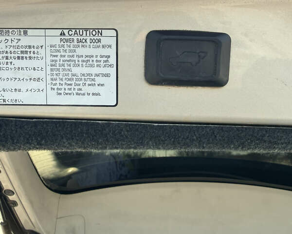 Бежевый Лексус РХ, объемом двигателя 3 л и пробегом 345 тыс. км за 8000 $, фото 23 на Automoto.ua