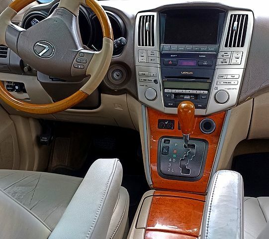 Бежевий Лексус РХ, об'ємом двигуна 3.3 л та пробігом 285 тис. км за 8800 $, фото 7 на Automoto.ua