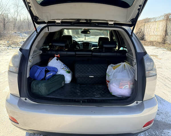 Бежевый Лексус РХ, объемом двигателя 3 л и пробегом 345 тыс. км за 8000 $, фото 24 на Automoto.ua