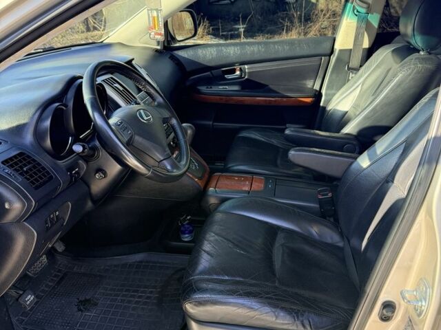 Бежевый Лексус РХ, объемом двигателя 3 л и пробегом 345 тыс. км за 8000 $, фото 12 на Automoto.ua