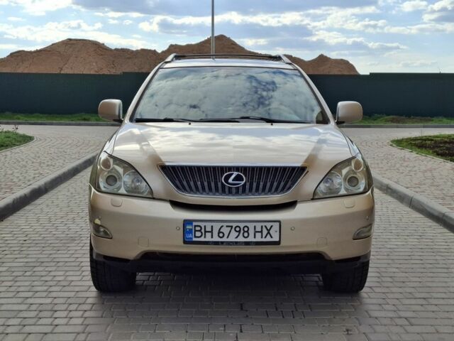 Бежевый Лексус РХ, объемом двигателя 3.3 л и пробегом 220 тыс. км за 8200 $, фото 1 на Automoto.ua