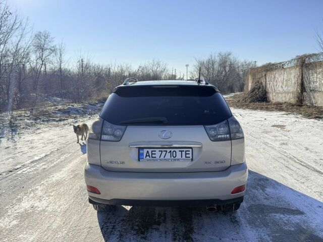 Бежевый Лексус РХ, объемом двигателя 3 л и пробегом 345 тыс. км за 8000 $, фото 5 на Automoto.ua